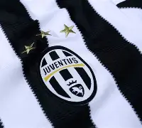 C7娱乐官方网站-尤文图斯主场惨败，冠军联赛资格疑似难保(尤文图斯主场惨败,冠军联赛资格疑似难保了)