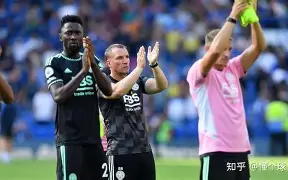 关于曼联砸出惊人报价欲签下莱斯特城巨星的信息